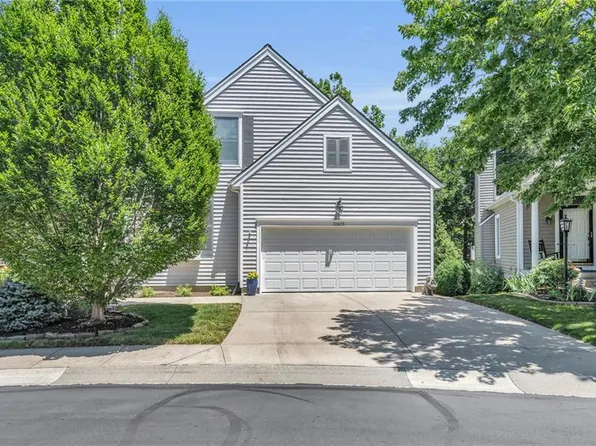 12605 Hauser St, Overland Park, KS 66213