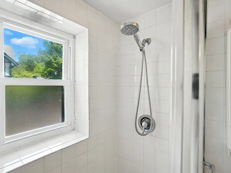 2270 Madison Rd #1B — Photo 34