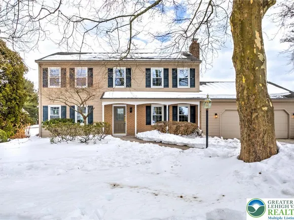 7908 Woodsbluff Run, Fogelsville, PA 18051