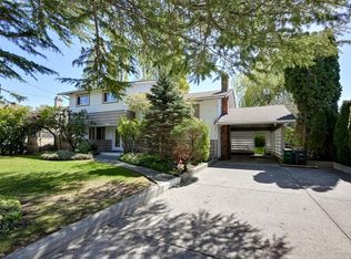 1809 Jade Pl, Saanich, BC V8P 3E5