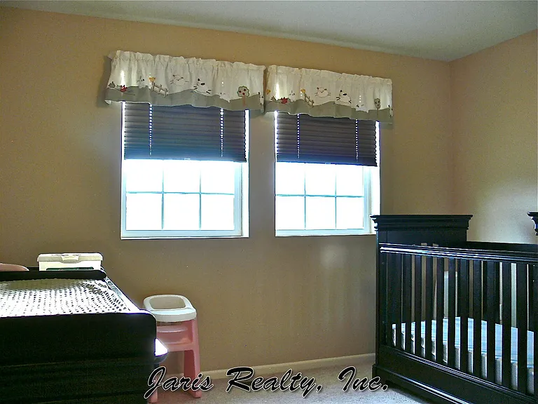 2270 Morningview Ln — Photo 10