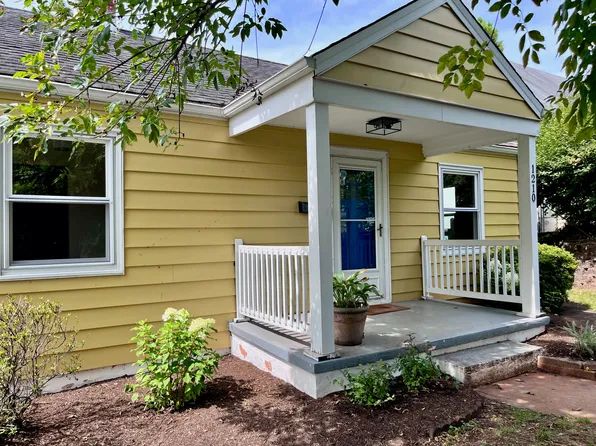1210 Meriwether St, Charlottesville, VA 22902