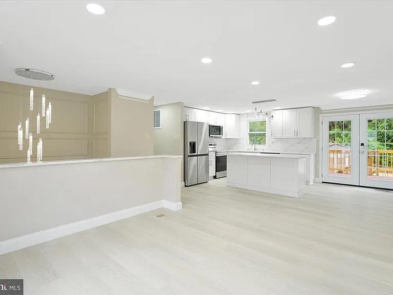 1315 Danberry Dr — Photo 5