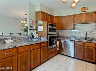 8714 Center Rd, Springfield, VA 22152