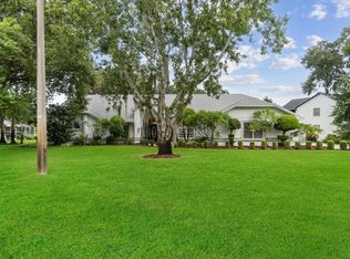 725 Heritage Dr NE, Winter Haven, FL 33881