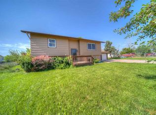 611 Cardinal Dr, Box Elder, SD 57719