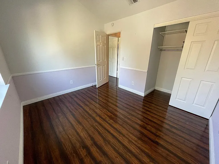 2025 Flickinger Way — Photo 8