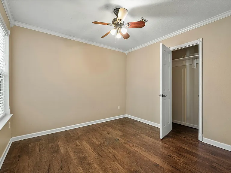 18103 Gravenhurst Ln — Photo 9