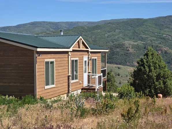 2924 N Water Canyon Ave, Huntsville, UT 84317