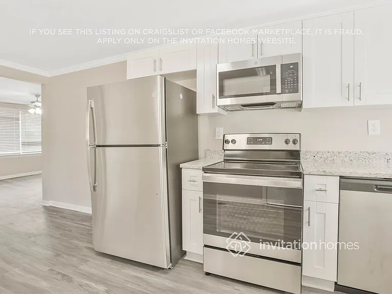 3447 Jackson Dr — Photo 7