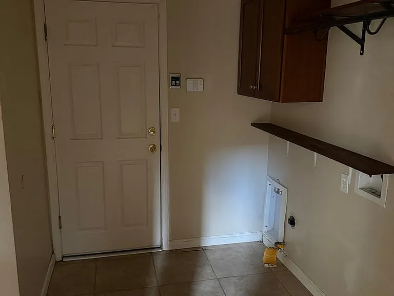 11425 Mondego Dr — Photo 15