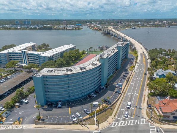 100 Silver Beach Ave APT 820, Daytona Beach, FL 32118