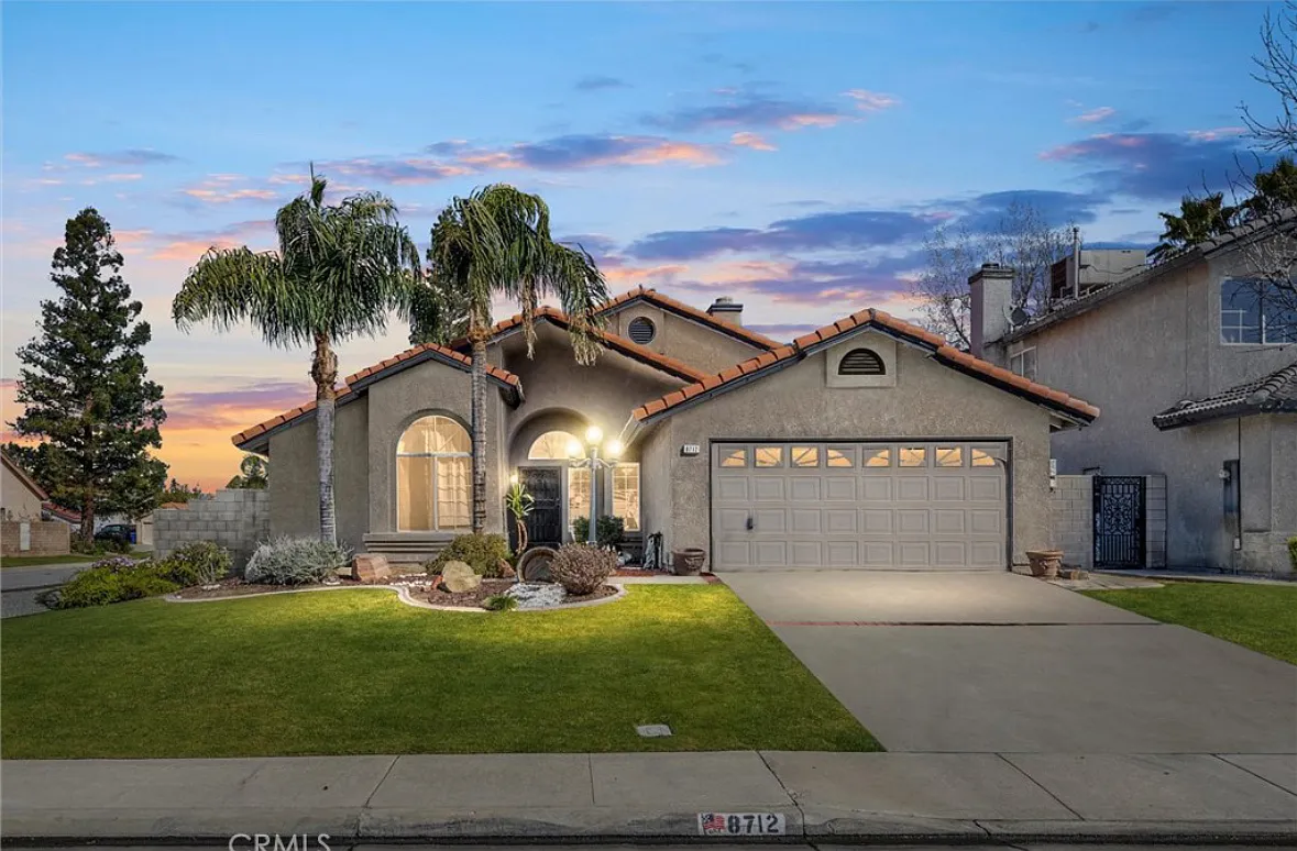 3 bed, 1600 sqft, $2,600 — Photo 1