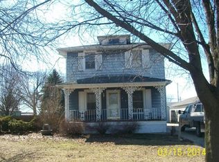 715 E Chestnut St, Hoopeston, IL 60942