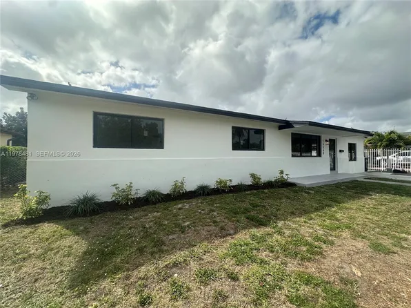16560 SW 102nd Ct, Miami, FL 33157