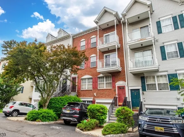 37 Krueger Ct, Newark City, NJ 07103