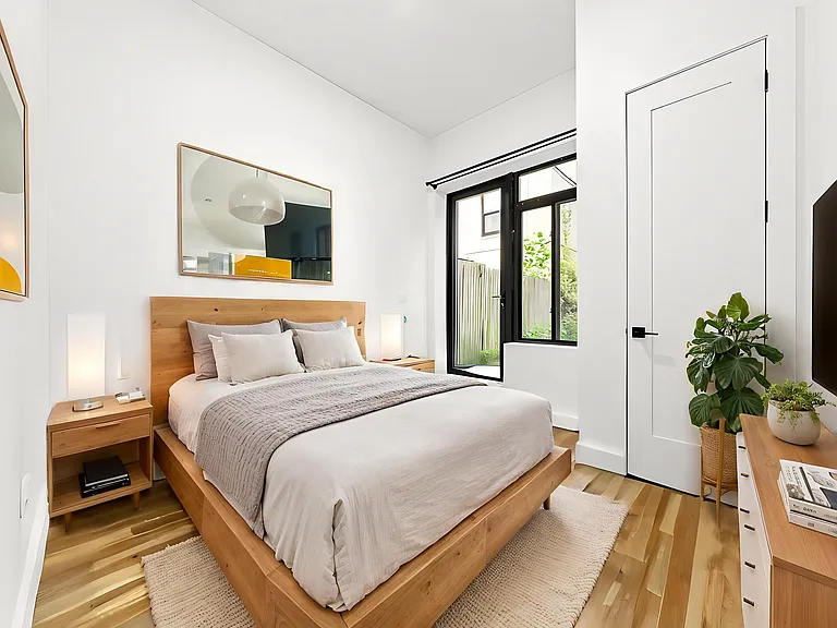 841 Dekalb Ave #1RR — Photo 4