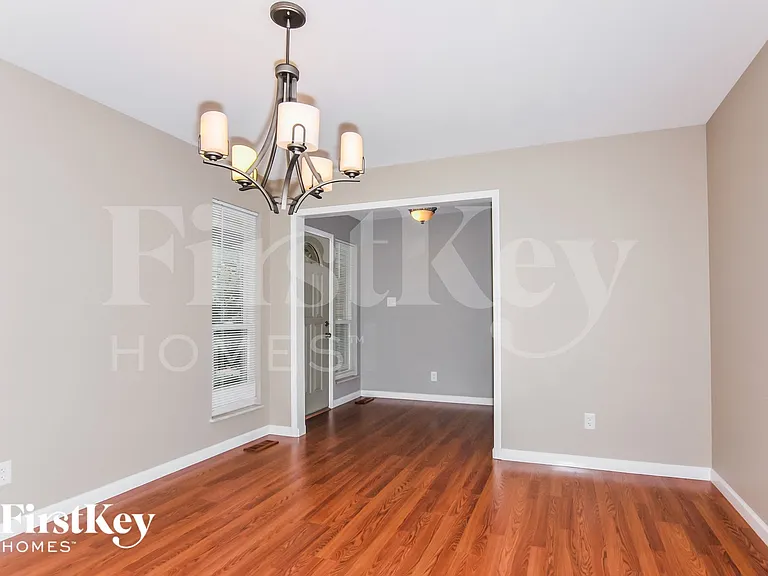 4446 Skyridge Dr — Photo 13