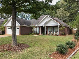 202 Walden Way, Starkville, MS 39759