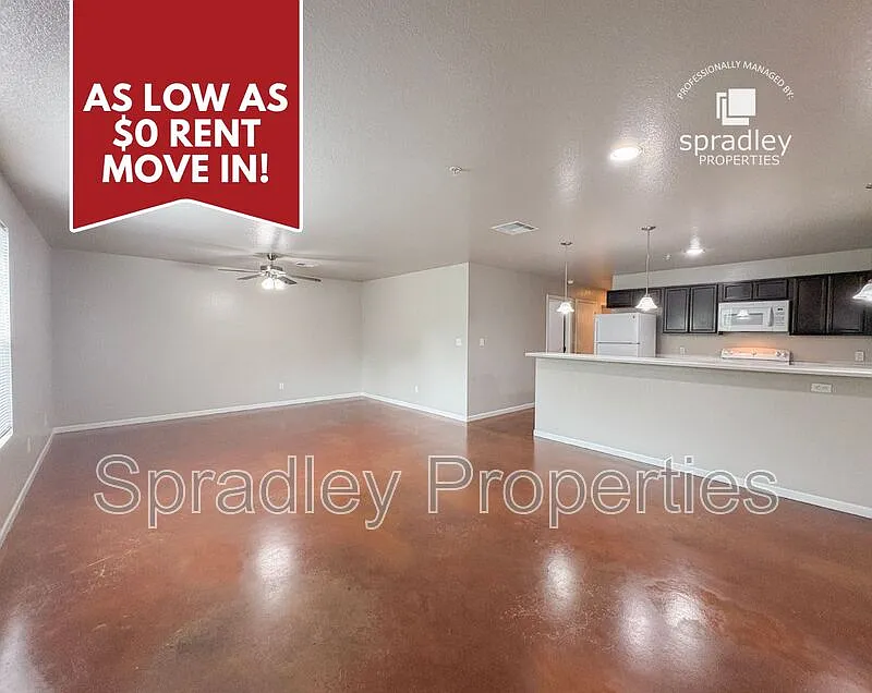 3 bed, 1.0 bath, 1260 sqft, $1,225 — Photo 1