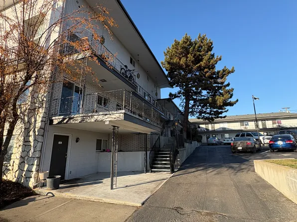 Town House Manor, 704 N Water St #203, Ellensburg, WA 98926