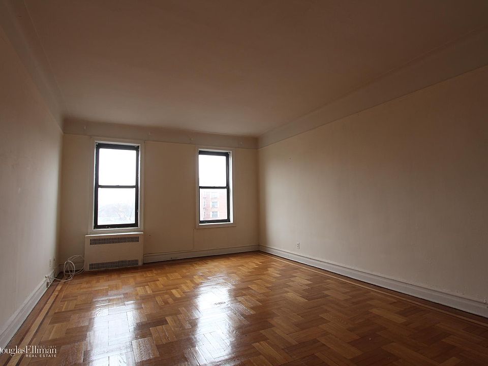 2nd image of 2626 Kings Hwy APT 5b
