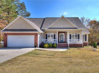 203 Woodford Way SE, Calhoun, GA 30701