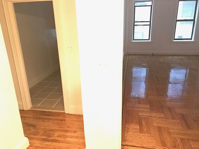 1st image of 4315 46th St APT B9