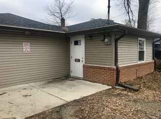 1113 1/2 W Neely Ave, Muncie, IN 47303