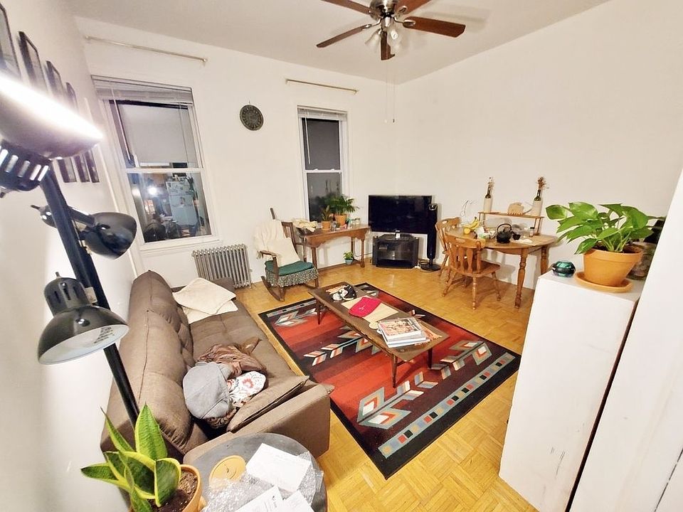 1st image of 20-40 42nd St #2CC