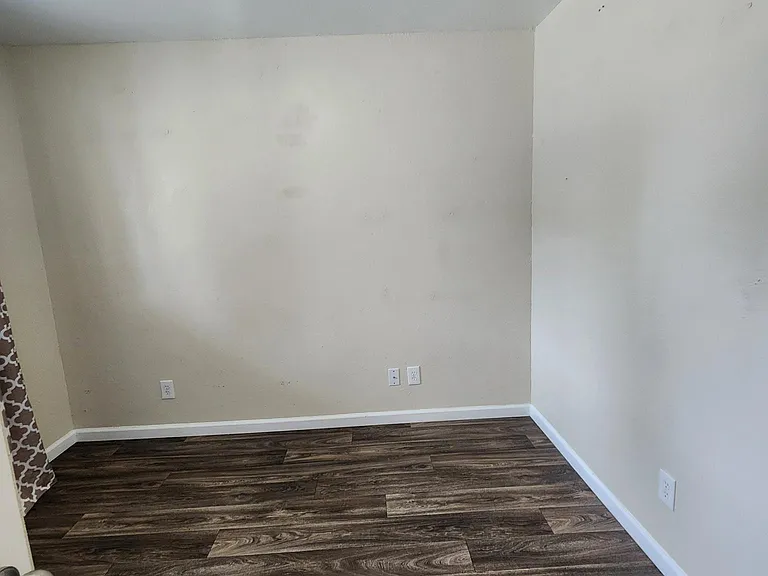 106 4th St SW — Photo 3