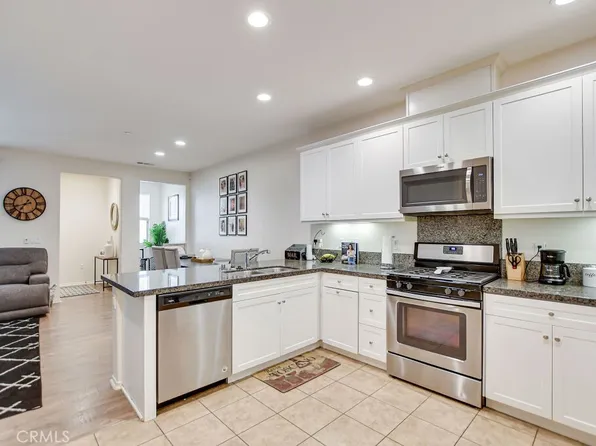 3120 E Yountville Dr Unit 4, Ontario, CA 91761