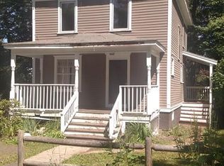 45 Phillips St, Amherst, MA 01002