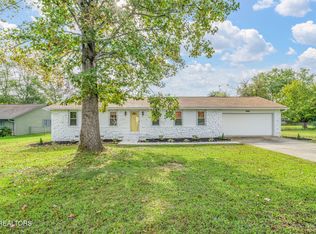 1933 Plumb Creek Cir, Knoxville, TN 37932