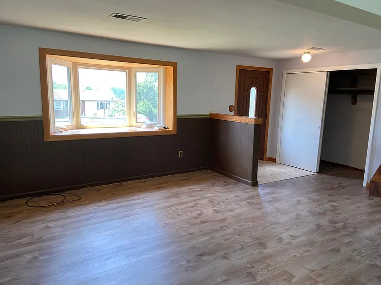 Altaview Dr — Photo 5