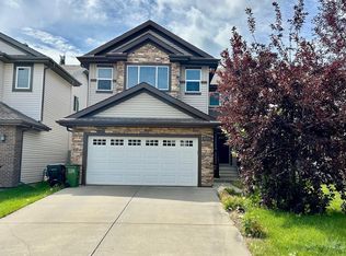 6723 19th Ave SW, Edmonton, AB T6X0L8