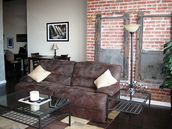 3rd image of 715 May St APT 426
