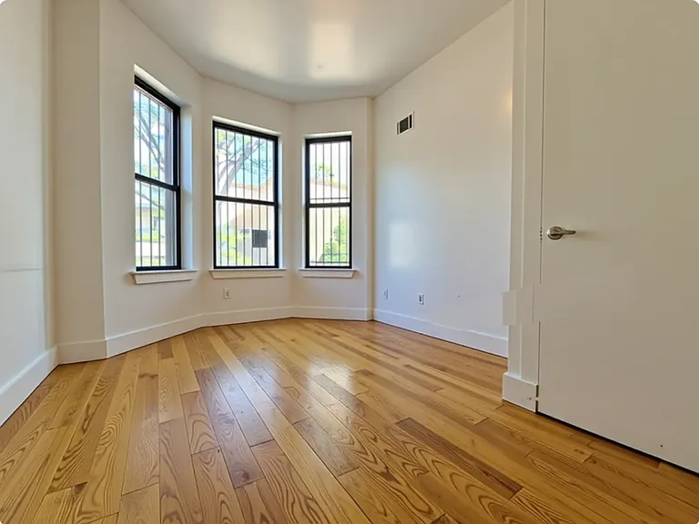 1141 Greene Ave #1F — Photo 2