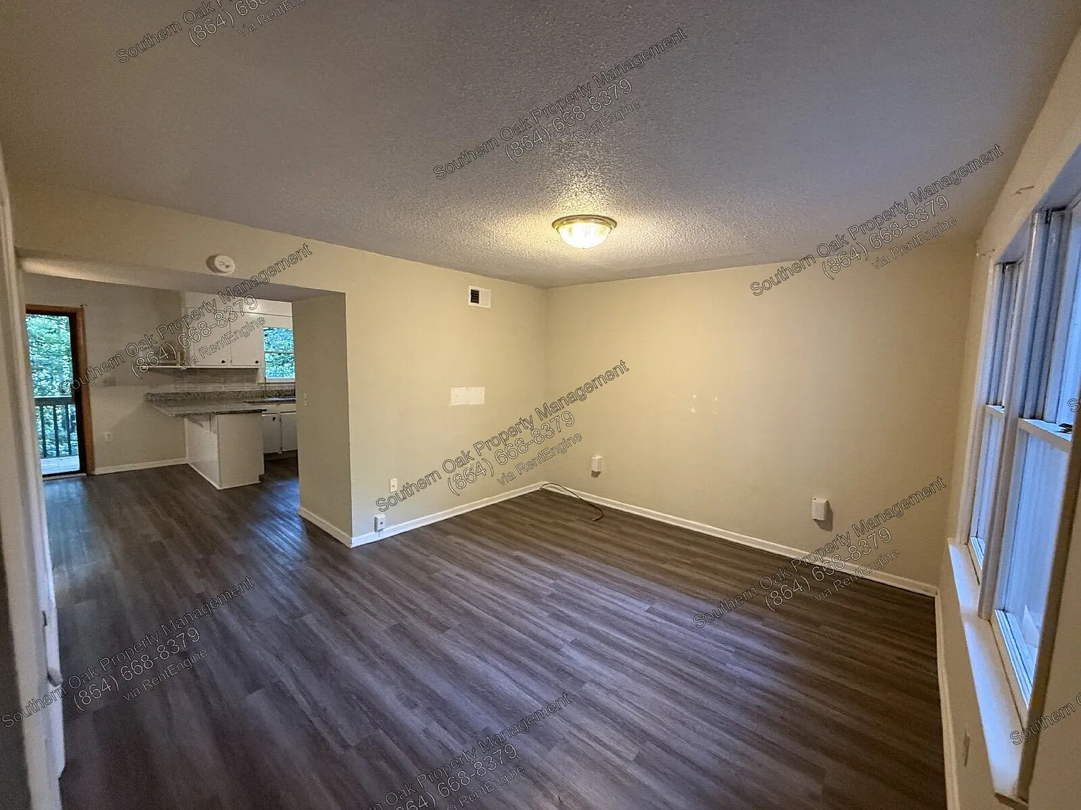 2 bed, 1.5 bath, $900 — Photo 3