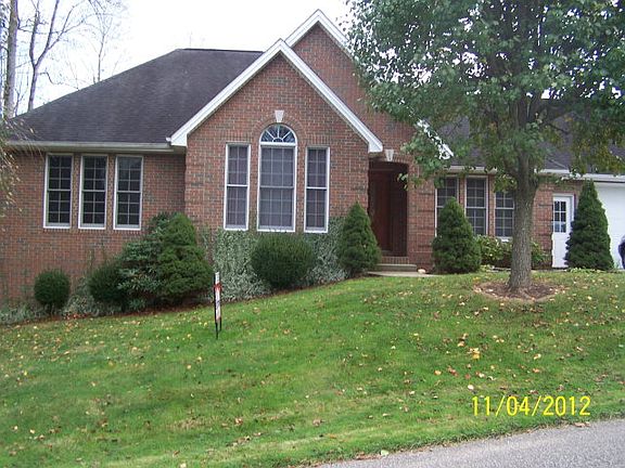 2nd image of 113 Sun Hill Dr