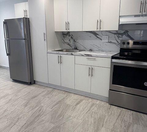4th image of 2506 Pierce St APT 1A