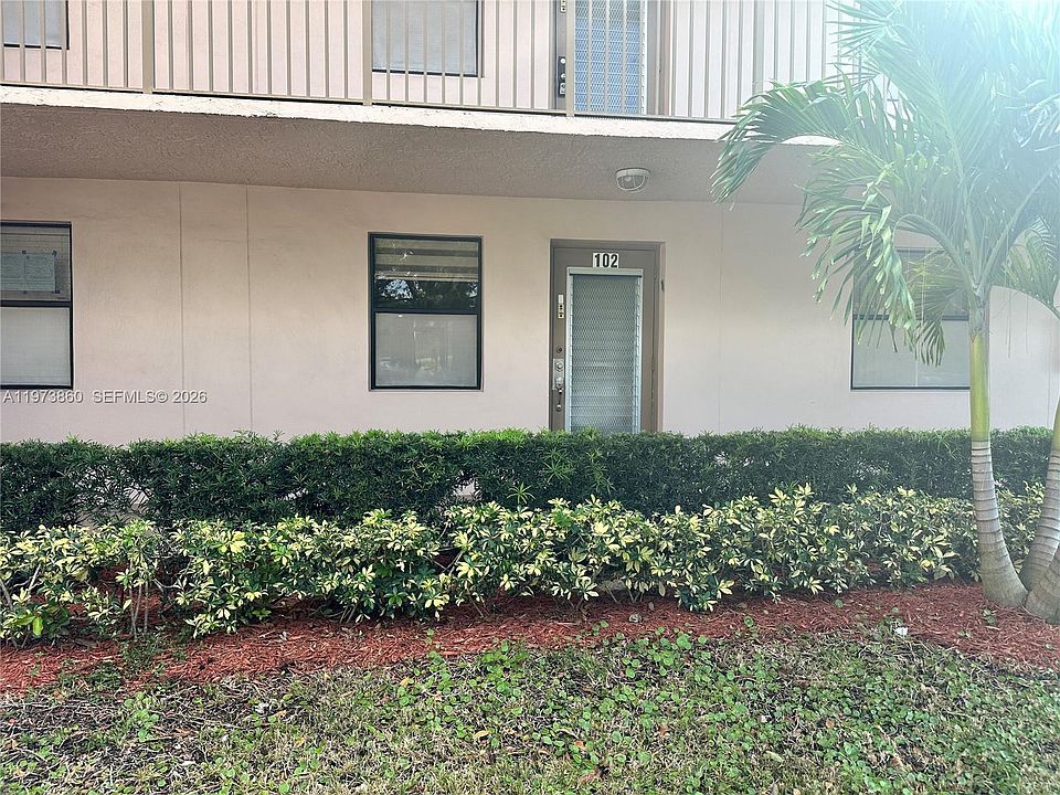 1st image of 10434 Sunrise Lakes Blvd APT 102