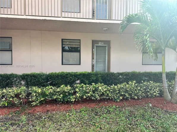 10434 Sunrise Lakes Blvd APT 102, Sunrise, FL 33322