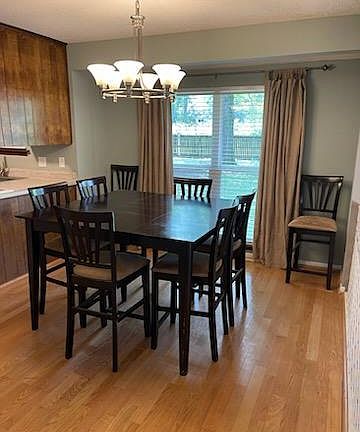 5th image of 2516 Castlewood Dr