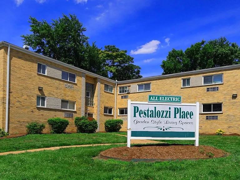 3021 Pestalozzi St #203 — Photo 21
