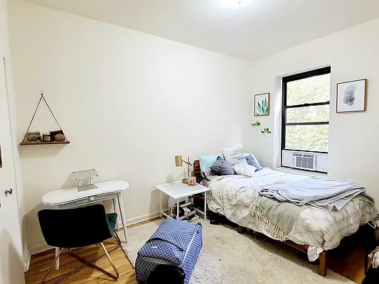 Rented by Ideal Properties Group | media 7