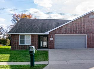1680 Kathy Dr, Dubuque, IA 52003