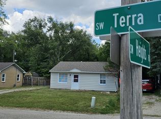 200 SW Terra Dr, Topeka, KS 66609