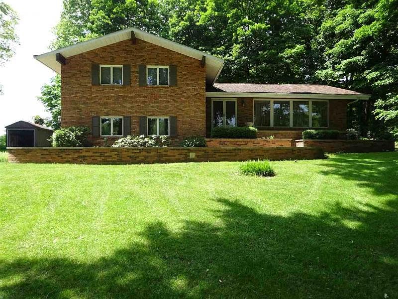 1st image of 11410 Manor Dr