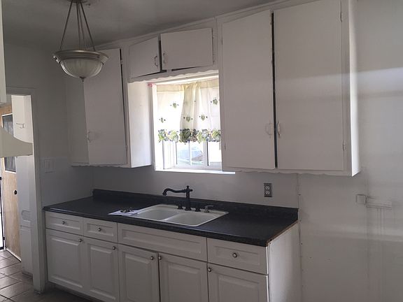 2nd image of 6118 Wilcox Ave